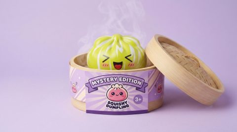 Squishy Dumpling Mystery Happy Faces -yllätyspakkaus bambutyylisessä höyrytyskorissa